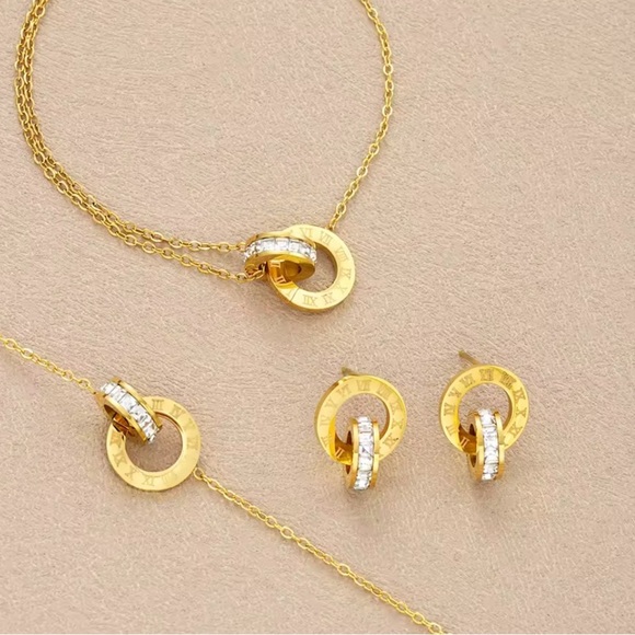 NIB 4 Pc Set Gold Plated Bold Roman Numeral Stainless Steel & Zircon Jewelry Set - Picture 15 of 16
